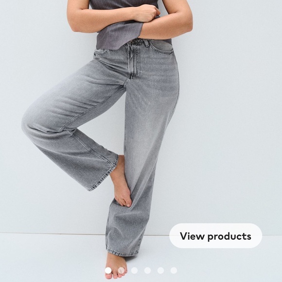 H&M wide ultra high curvy fit jeans. Blue color. Size US 8. Sold out online!!! - Picture 1 of 6